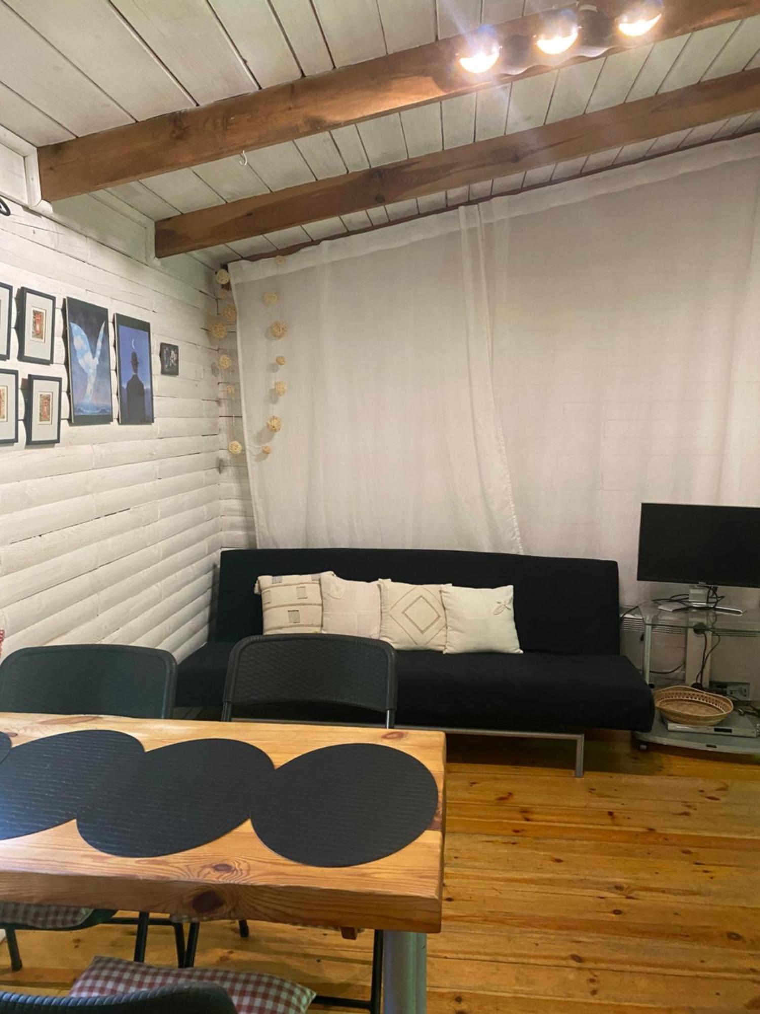 Przytulny W Lesie Blisko Rzeki Holiday home